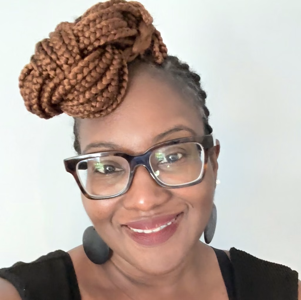 Headshot of Angela Perry, CEO and Founder of 4th Dimension Leaders